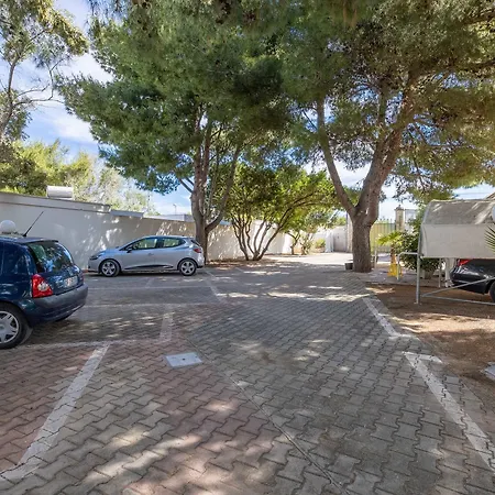 Apart-hotel Elena Gallipoli